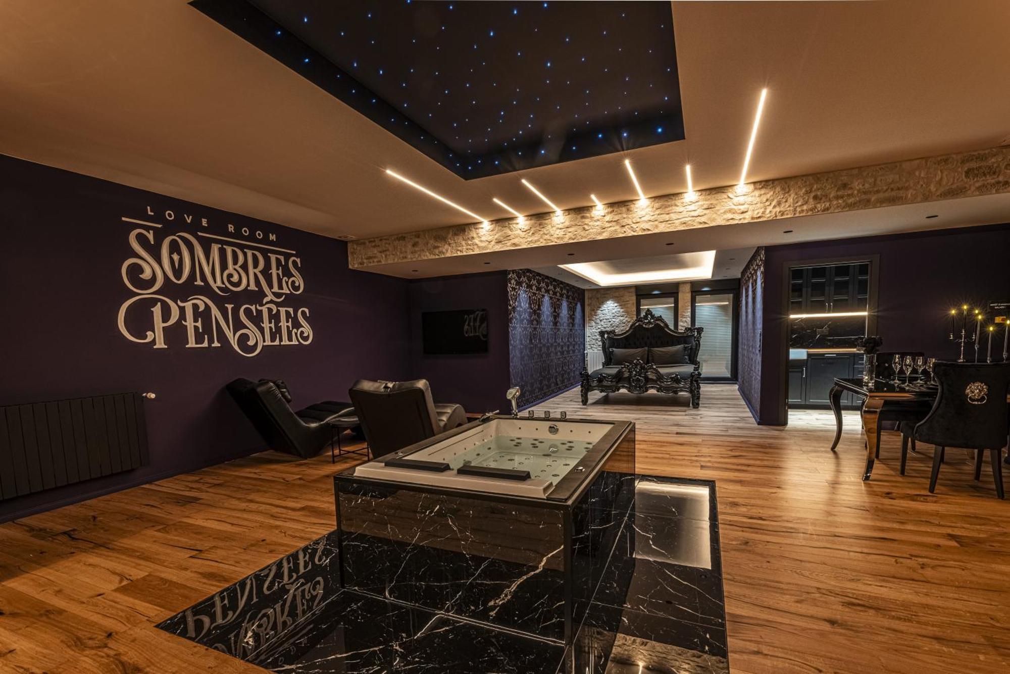 Sombres Pensees ميتز المظهر الخارجي الصورة